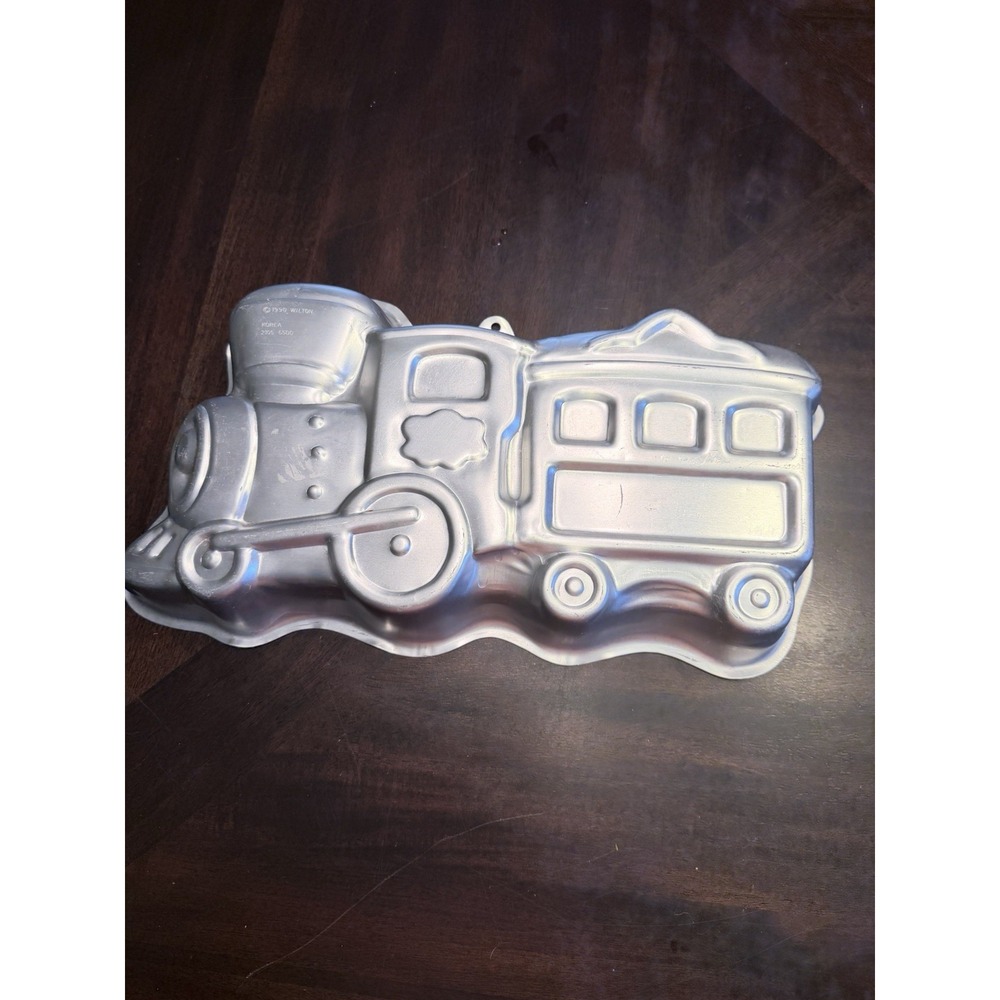 Vintage Wilton Train Cake Pan Mold 2106-6500